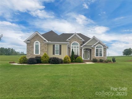 106 Vintage Woods Court sold home in Vintage Woods, Shelby, NC