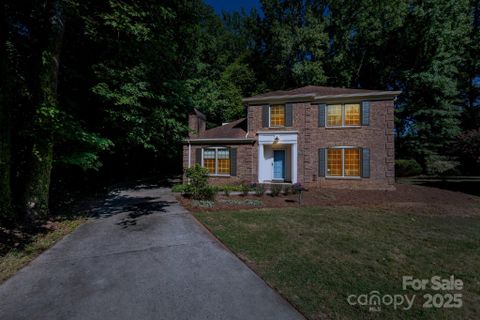 1336 Rock Point Road sold home in Sardis Forest, Charlotte, NC