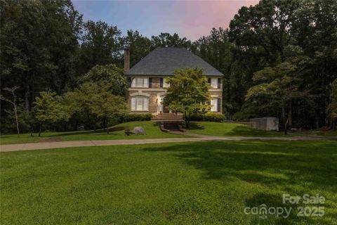 1055 Saddle Drive