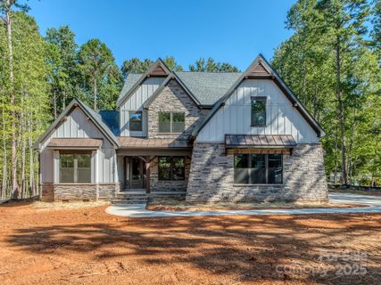 2410 Cherrywood Lane sold home in Providence Place, Matthews, NC