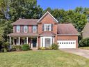 2625 Bathgate Lane sold home in Matthews, SC