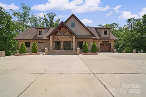6153 Barclay Lane