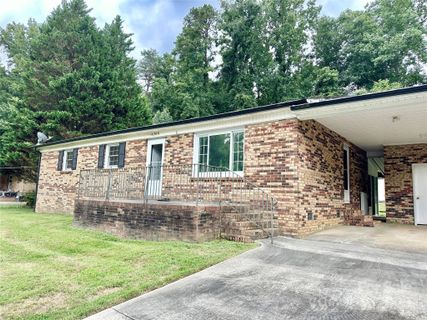 4705 Can Do Court sold home in Maplecrest, Gastonia, NC