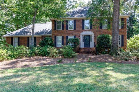 1121 Candlelight Drive sold home in Oakhurst, Rock Hill, SC