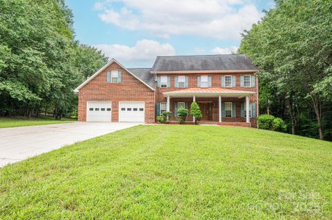 1008 Barrington Drive