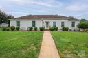 3501 Gardner Park Drive sold home in Gastonia, SC