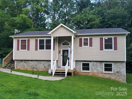 134 Millard Lane pending home in Shady Cove, Troutman, NC