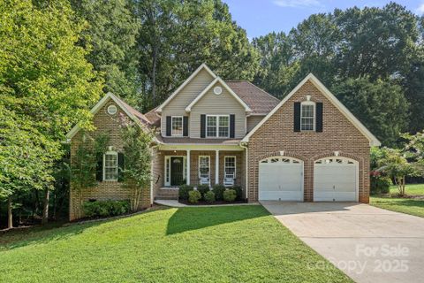 122 Ardmore Place