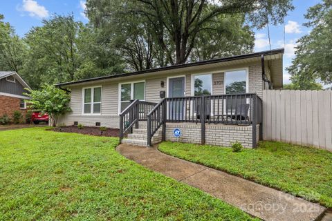 3701 Lynette Court
