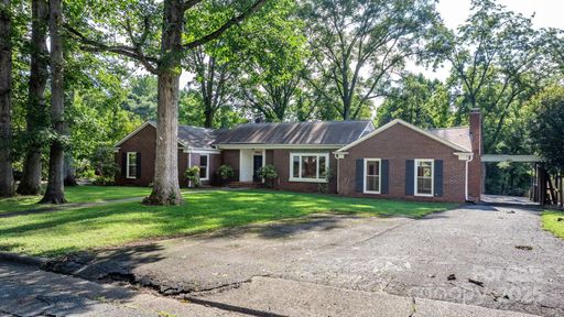 1615 Brentwood Drive sold home in Dogwood Hills, Newton, NC