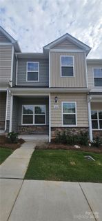 1342 Principal Featherstone Avenue