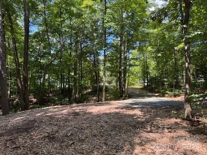 Lot 16 Fox Briar Drive active home in Meadowbrook Farms, Columbus, NC