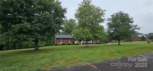 813 Settlers Drive sold home in Dewey Beam Estates, Cherryville, NC