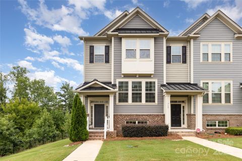 717 Swift Run Court sold home in Cameron Creek, Tega Cay, SC