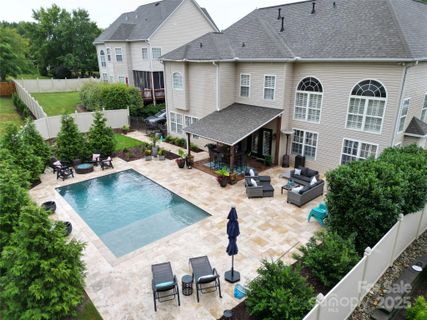 578 Ambergate Place