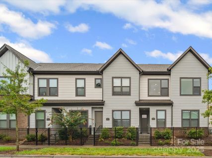 5862 Ardrey Kell Road