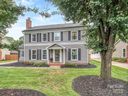8715 Parkchester Drive sold home in Charlotte, SC