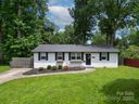 3725 Sudbury Road sold home in Charlotte, SC