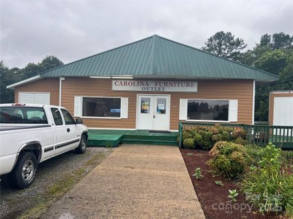 3506 Springs Road