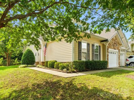 6032 Pale Moss Lane