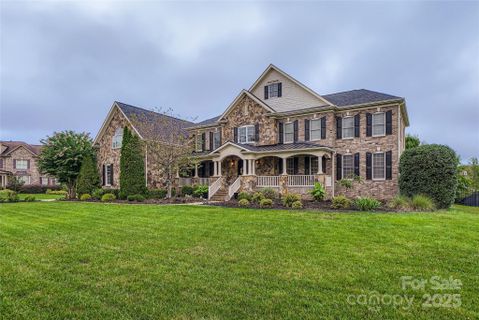 316 Fox Chase Court