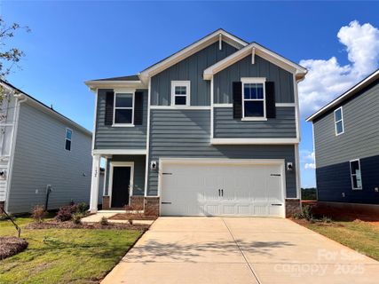 1428 Wildflower Street pending home in Buffalo Ridge, Newton, NC