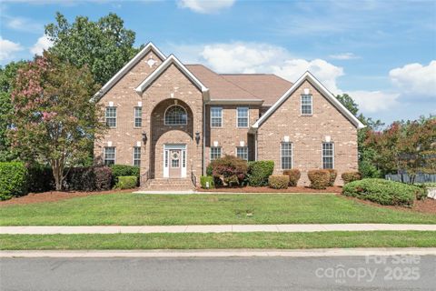 203 Vanderbilt Boulevard sold home in Locust Valley, Locust, NC