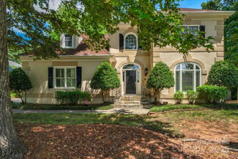 15618 Eagleview Drive sold home in Riverpointe, Charlotte, NC