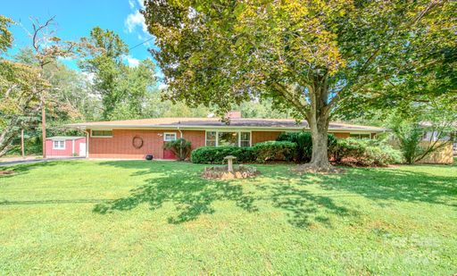 A home in Grovemont, Swannanoa