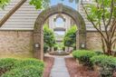 5007 Sharon Road sold home in Charlotte, SC