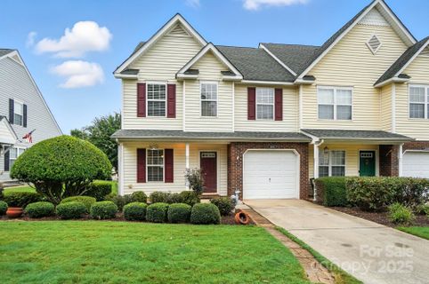 2266 Hanover Court