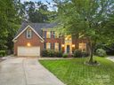 402 Clairview Lane sold home in Matthews, SC