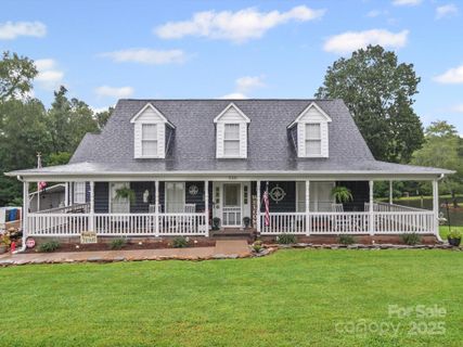 340 Oakview Drive sold home in Oakview Commons, Salisbury, NC