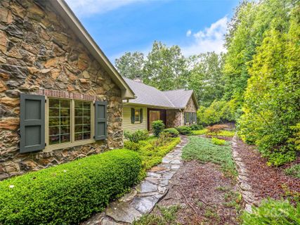 2043 Campbell Drive