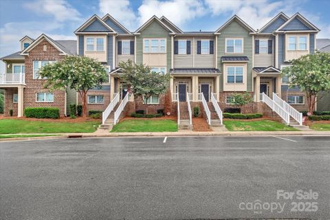 6247 Cloverdale Drive