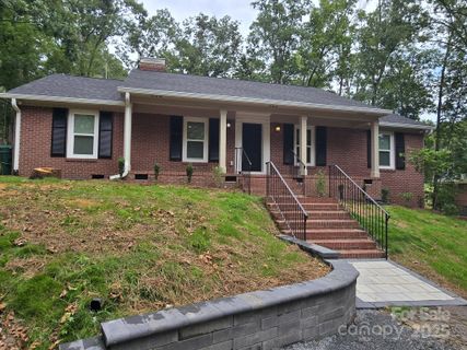 126 Sunset Drive