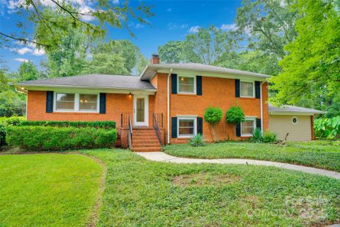 1212 Burtonwood Circle sold home in Burtonwood, Charlotte, NC