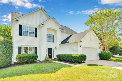 8832 Cavonnier Lane