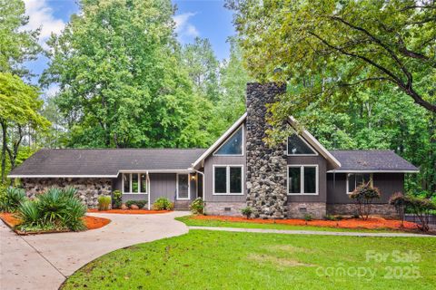912 Pineview Lakes Road sold home in Pineview Lakes, Chester, SC