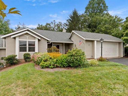 25 Cedarcliff Circle sold home in Laurel Place, Asheville, NC