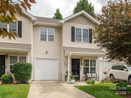 24 Lanceford Circle sold home in Stafford Hills, Fletcher, NC
