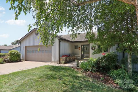 301 Kyfields Drive sold home in Kyfields, Weaverville, NC