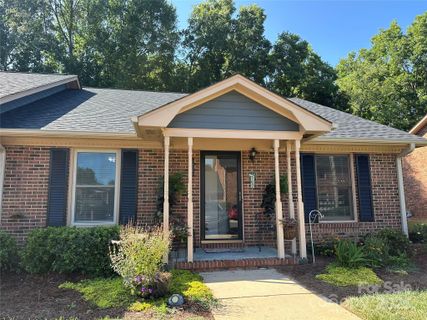 232 Pointe Circle sold home in Olde Pointe, Rock Hill, SC