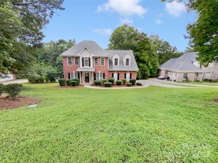 2405 Falling Leaf Court sold home in Tealwood, Rock Hill, SC