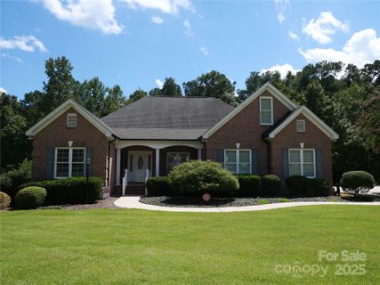160 Williamsburg Lane sold home in Olde Towne Estates, Wadesboro, NC