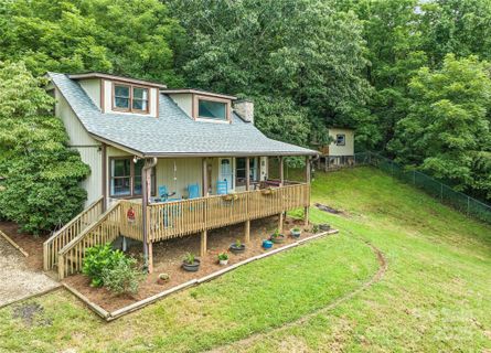 296 Matthew Lane sold home in Grand View Acres, Canton, NC