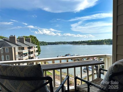 9809 Emerald Point Drive sold home in Emerald Point, Charlotte, NC