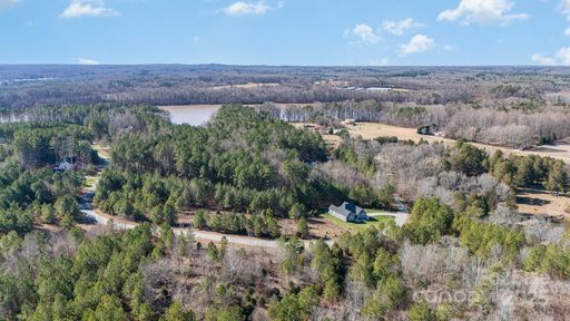 1261 Sunset Pointe Drive