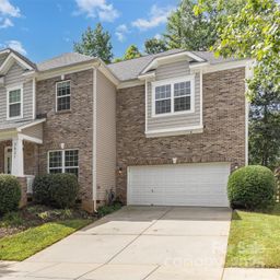 7521 Chaddsley Drive