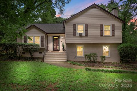 1914 Bonnie Lane sold home in College Downs, Charlotte, NC